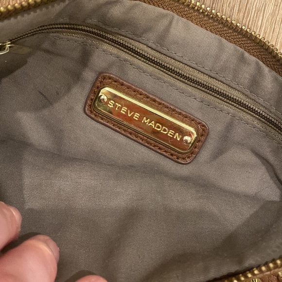 Leather studded Steve Madden Crossbody/clutch/wristlet bag - Picture 7 of 9